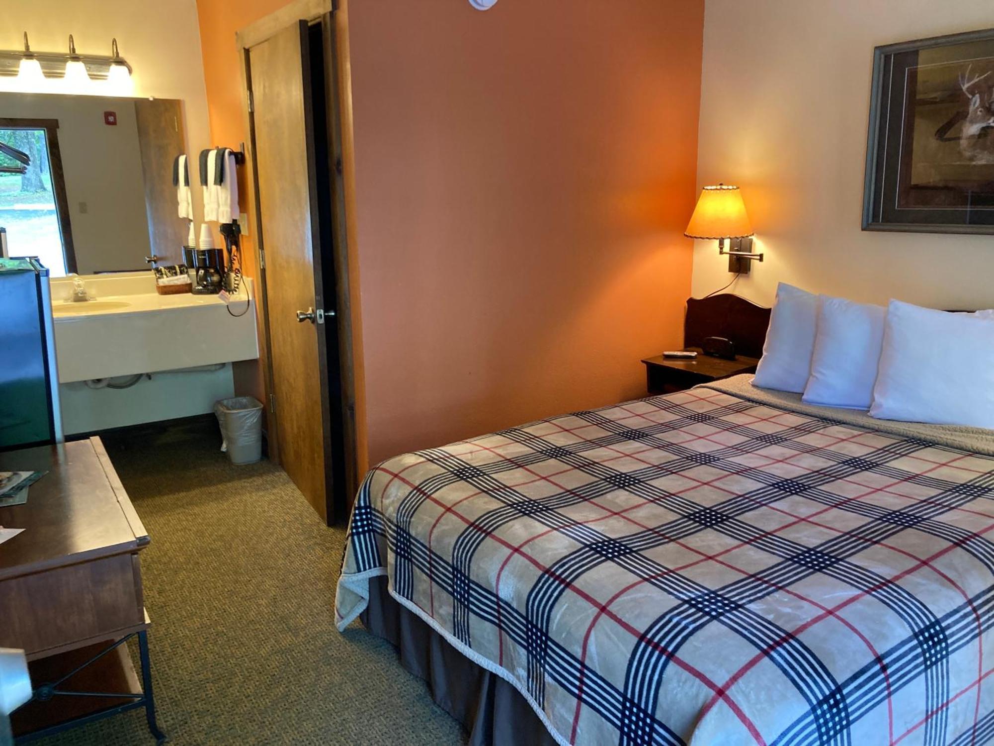 Country Mountain Inn ユリーカ・スプリングス エクステリア 写真